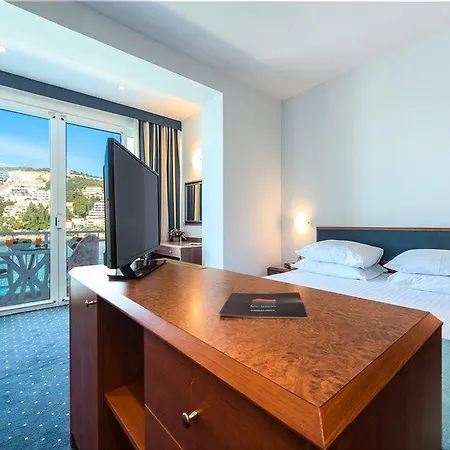 Vis Ντουμπρόβνικ