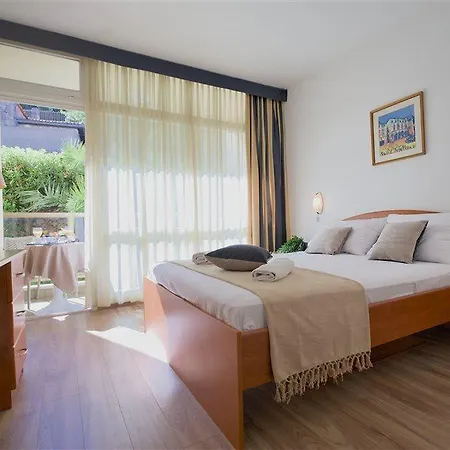 Vis 3* Dubrovnik