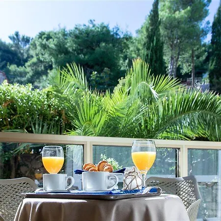 Vis Hotel