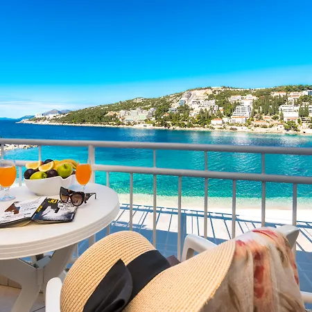 Vis 3* Ντουμπρόβνικ