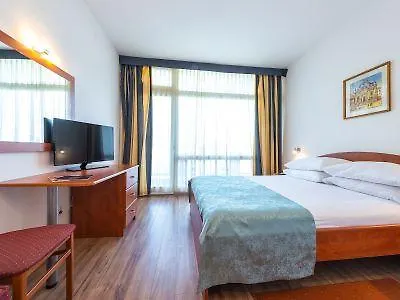 Vis 3* Dubrovník