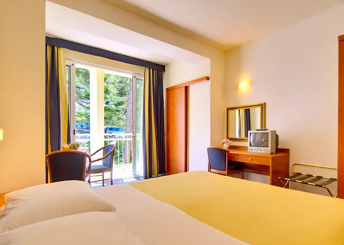 Отель Vis Дубровник