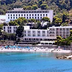 Vis Ξενοδοχείο 3*