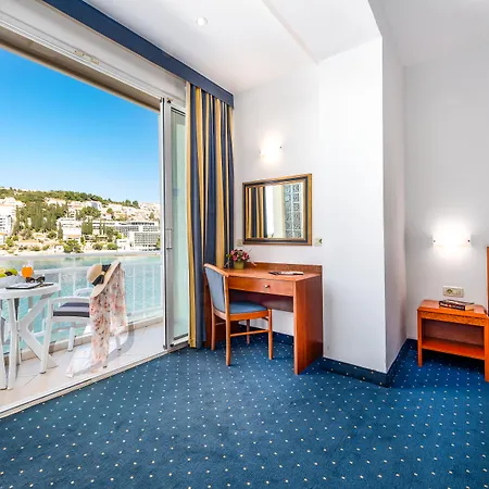Vis Hotel 3*